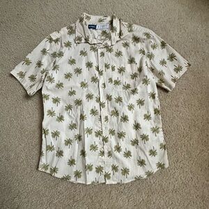 Old Navy Cream and Green Palm Tree Casual Button Down Shirt